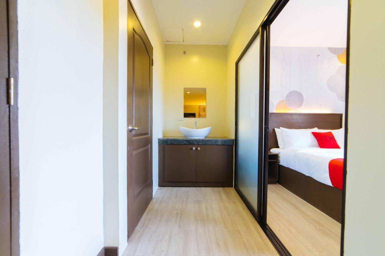 Hotel Reddoorz Premium @ Sta Rosa Tagaytay Road Silang Exterior foto