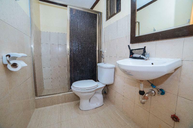 Hotel Reddoorz Premium @ Sta Rosa Tagaytay Road Silang Exterior foto